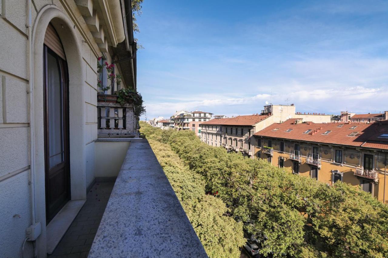 Adelaide Elegant Apartments Милан Экстерьер фото