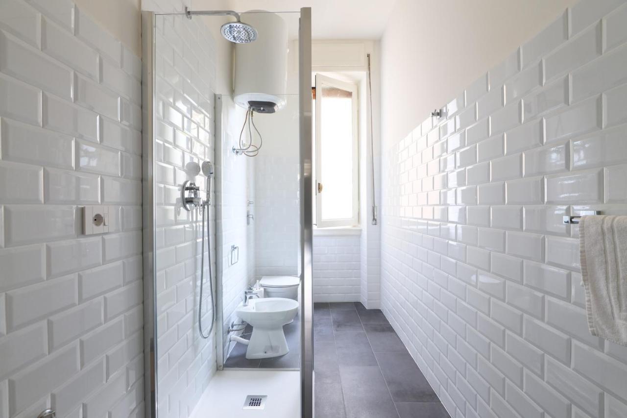 Adelaide Elegant Apartments Милан Экстерьер фото