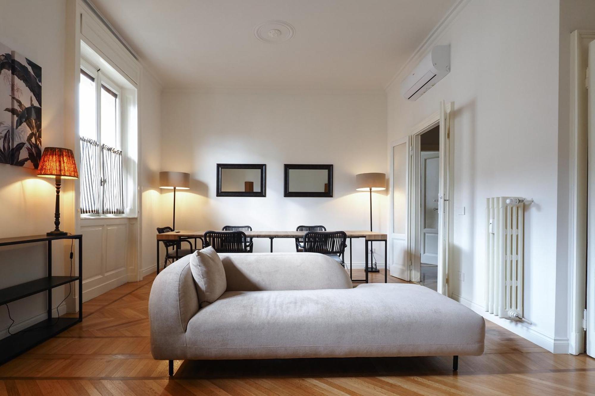 Adelaide Elegant Apartments Милан Экстерьер фото