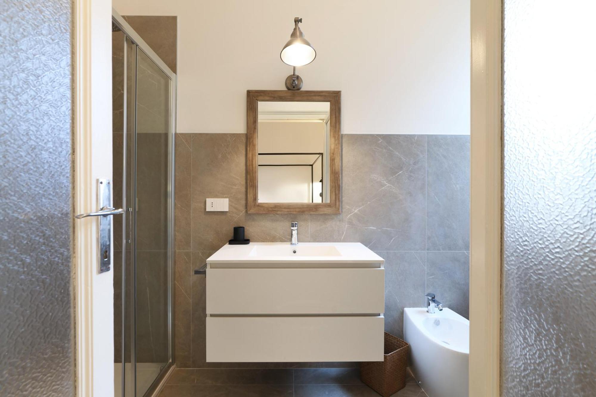 Adelaide Elegant Apartments Милан Экстерьер фото